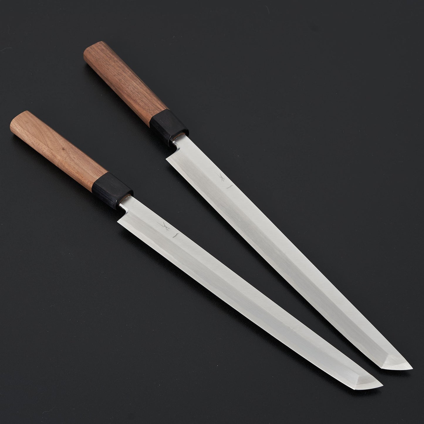 Hitohira Kikuchiyo Manzo White #3 Sakimaru Takobiki 300mm Walnut Handle (Saya)