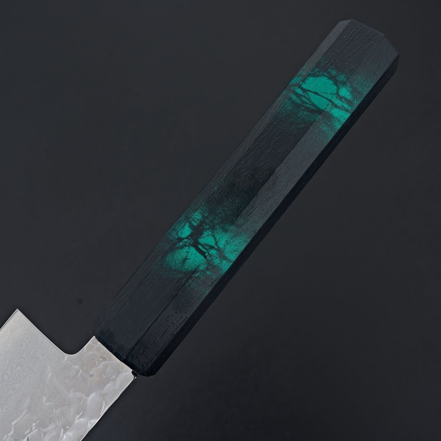 Sakai Takayuki Nanairo Green Tortoiseshell 33 Layer Damascus Gyuto 210mm