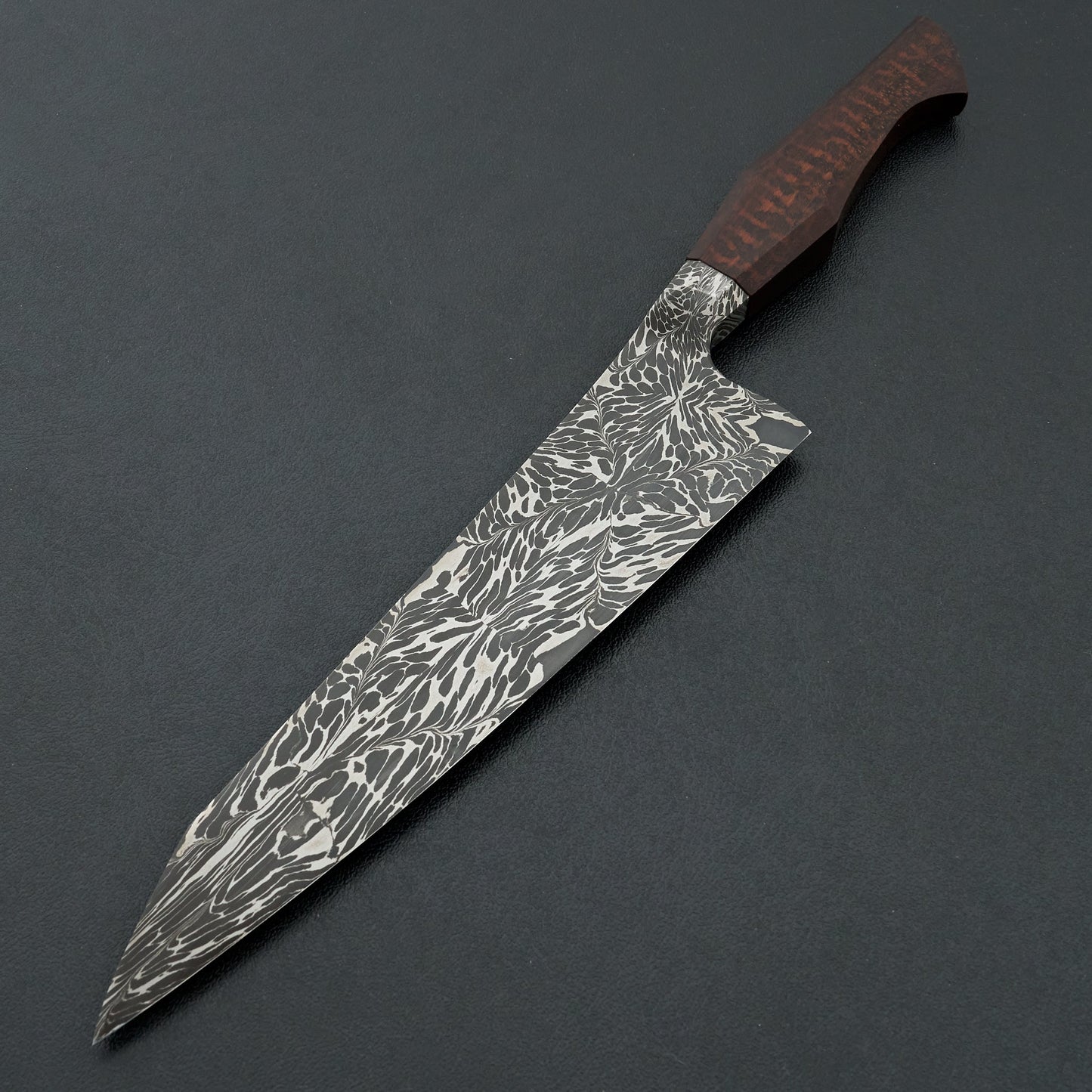 Definition Forge Integral Damascus Snakewood K-tip Chef 190mm