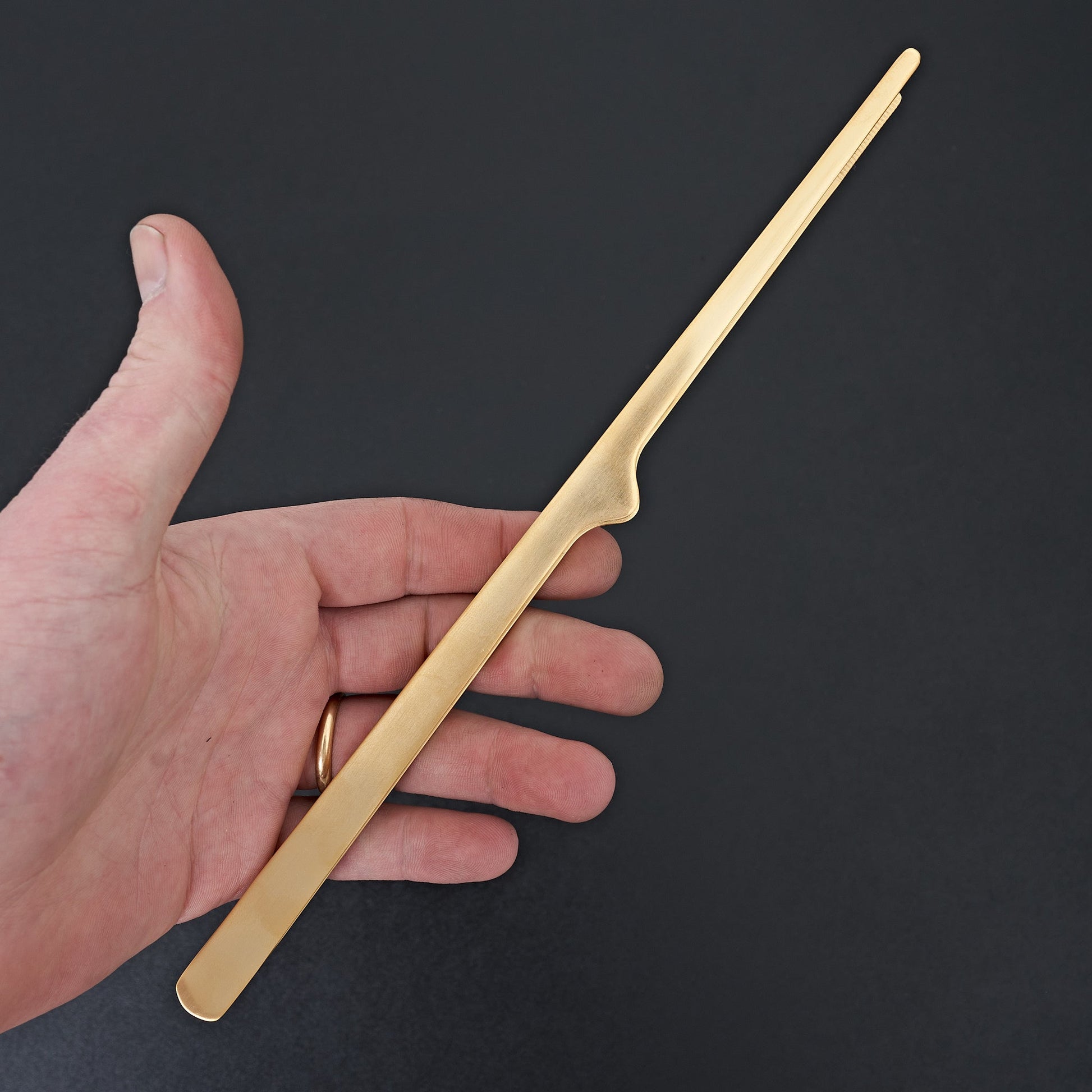 Gestura 10" Stando Tweezer Gold