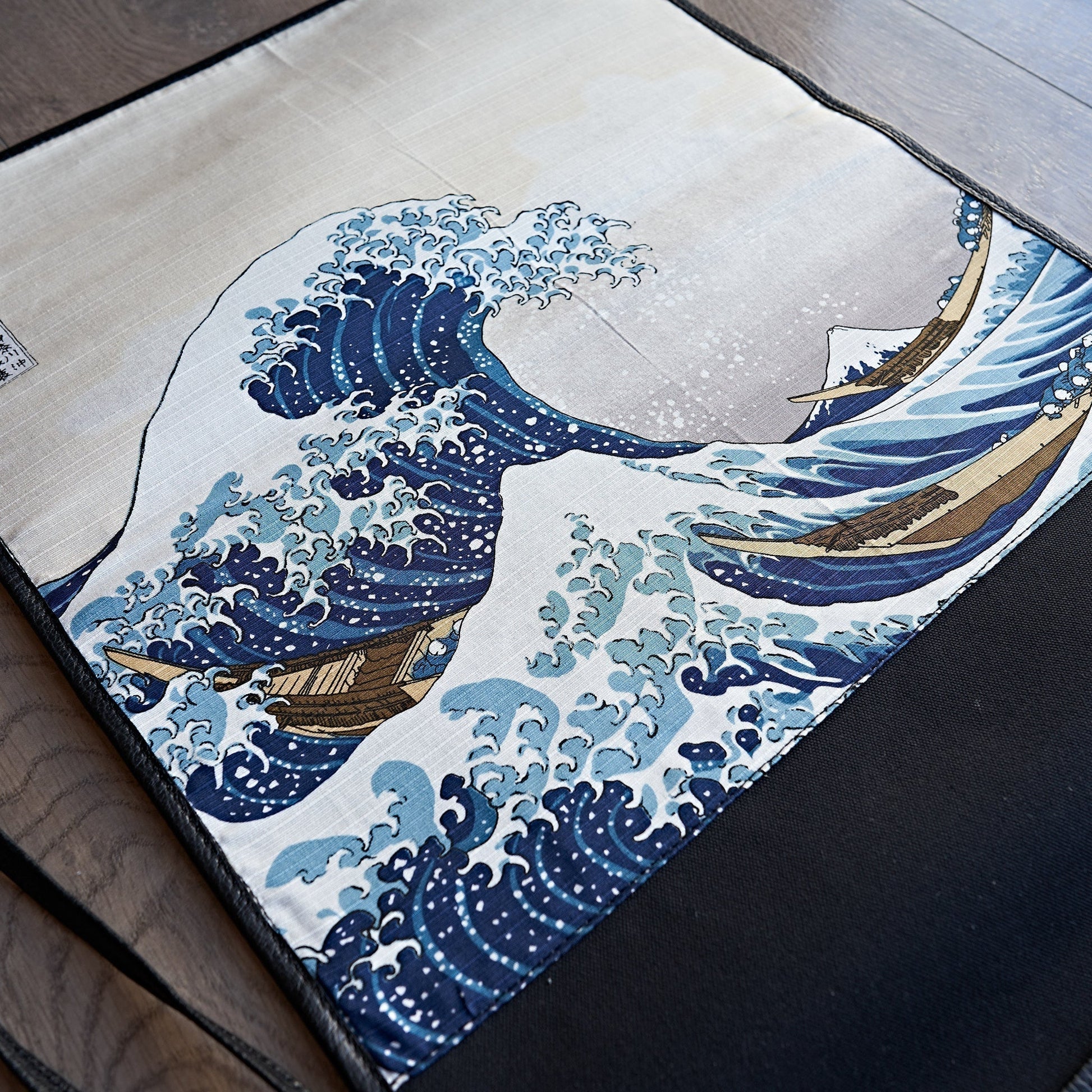 Hardt Asphyx Canvas Hokusai Large Knife Bag